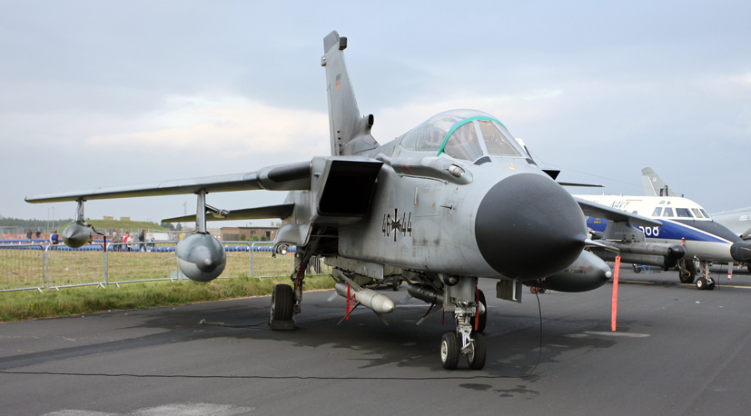 Classic British jet aviation heritage takes centre stage at Bruntingthorpe on the Airfix and Corgi Aerodrome blog