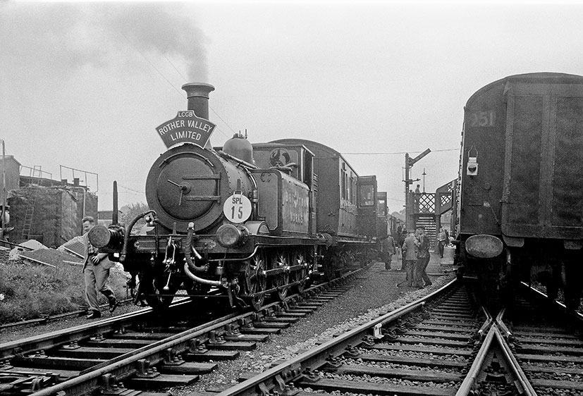 DS377 Rother Valley LTD Rail Tour | Hornby Model Railways