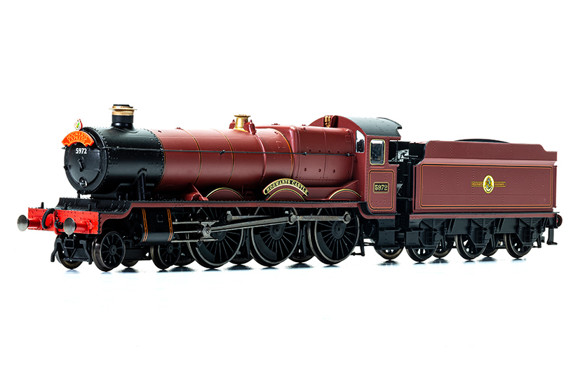 R3803TTS Hogwarts Castle