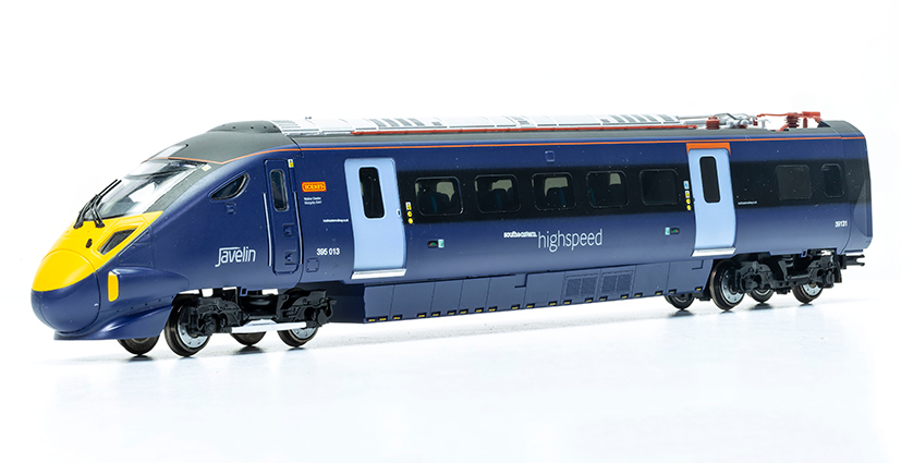 Hornby Engine Shed R3813