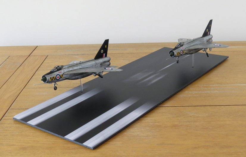 Spectacular RAF Tengah 74 Squadron Lightning scramble diorama build on the Airfix Workbench blog