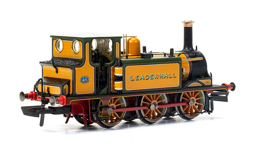 Hornby Engine Shed R3811