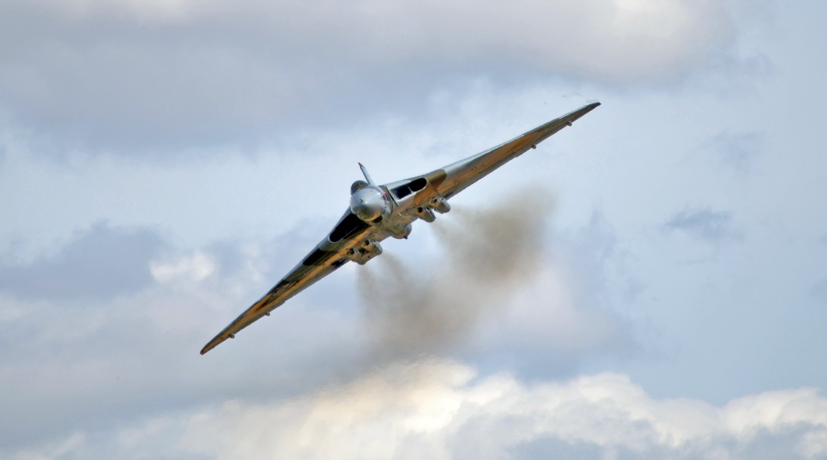 Airfix Avro Vulcan B2 XH558 readers pictures Special edition on the Airfix and Corgi Aerodrome blog