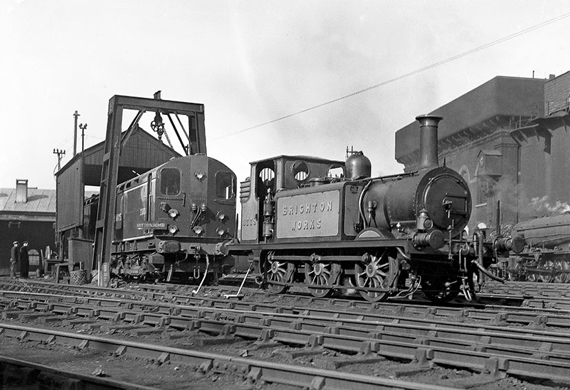 377s Brighton Works and Bullied electric locomotive | Hornby Model Railways