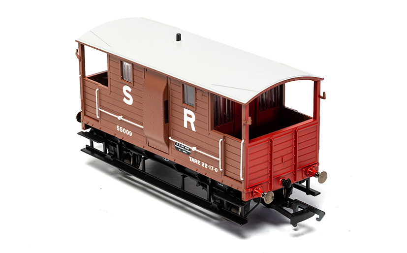 Hornby Engine Shed LSWR New Van