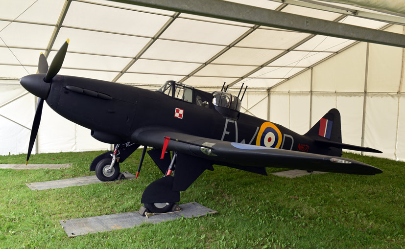 Boulton Paul Defiant Mk.I Nightfighter N1671 on Airfix and Corgi Aerodrome