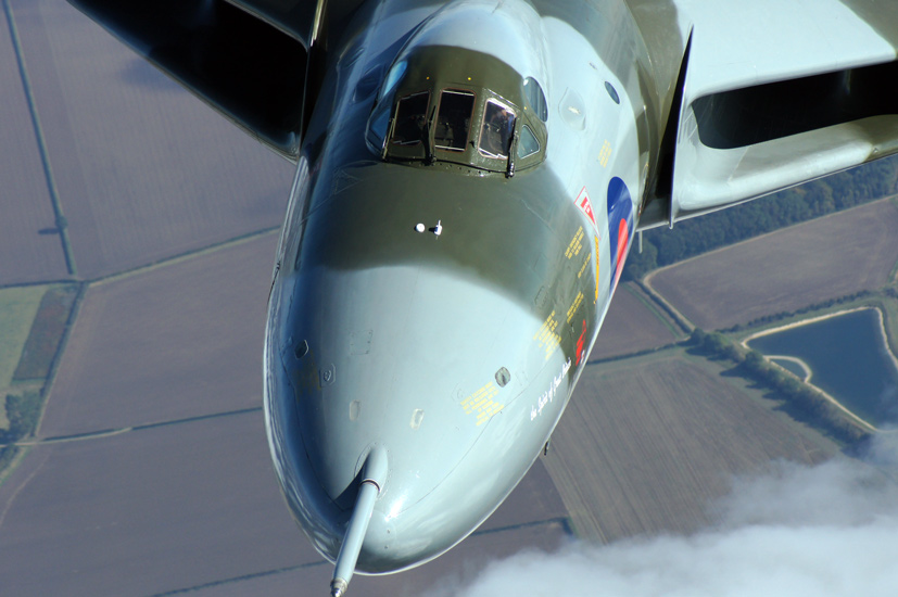 Airfix Avro Vulcan B2 XH558 readers pictures Special edition on the Airfix and Corgi Aerodrome blog