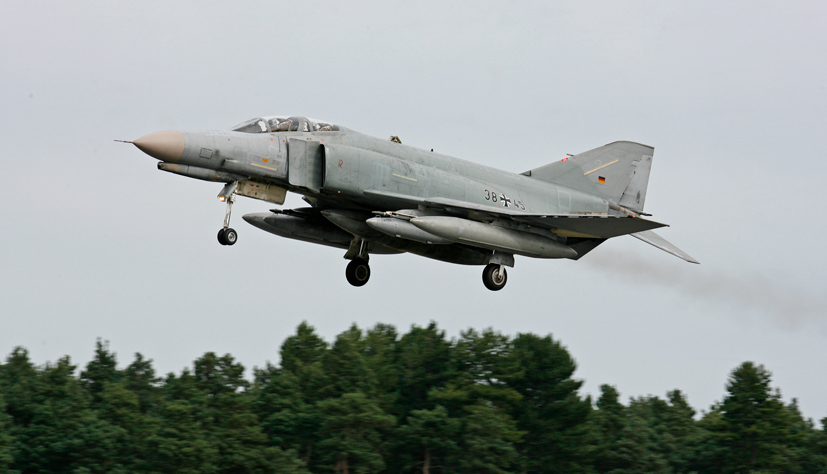 Classic British jet aviation heritage takes centre stage at Bruntingthorpe on the Airfix and Corgi Aerodrome blog