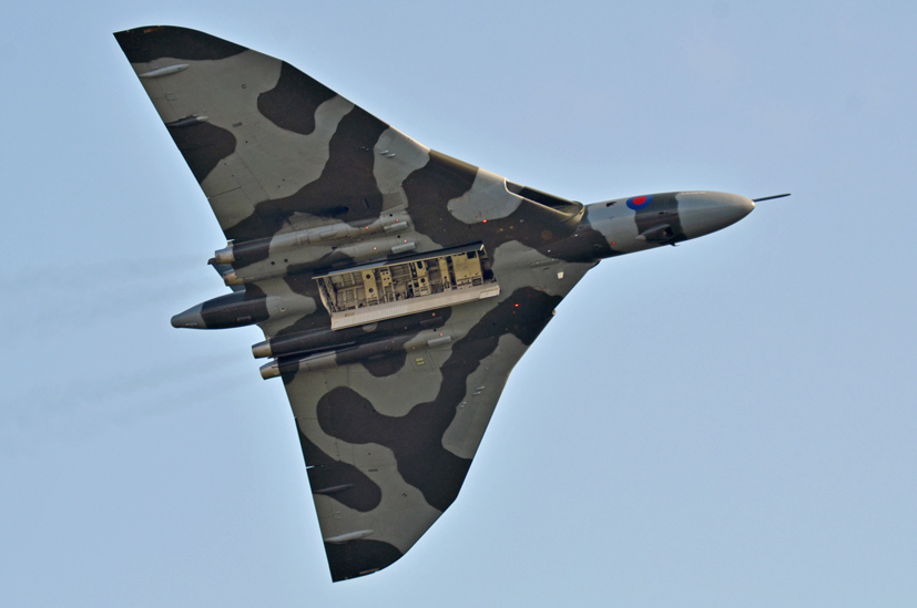 Airfix Avro Vulcan B2 XH558 readers pictures Special edition on the Airfix and Corgi Aerodrome blog