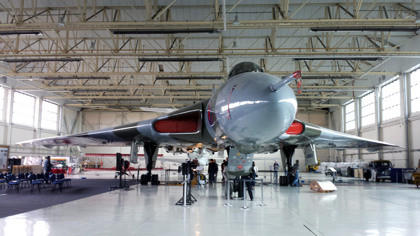 Airfix Avro Vulcan B2 XH558 readers pictures Special edition on the Airfix and Corgi Aerodrome blog