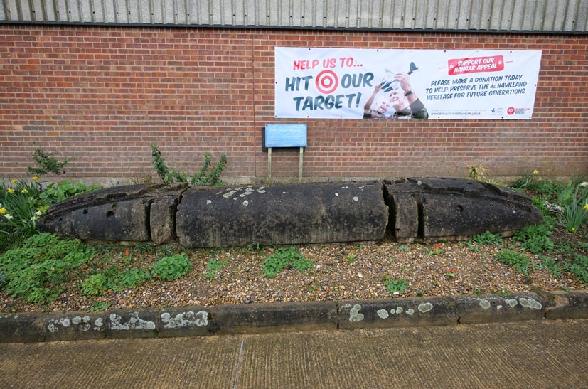 de Havilland Hornet fuselage mould on Airfix and Corgi Aerodrome