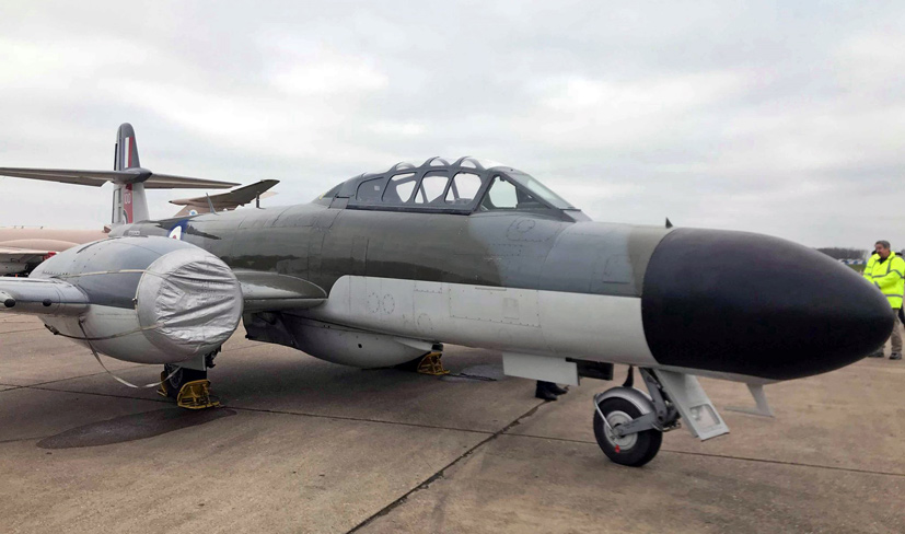 Exclusive Hawker Hunter Aviation open day 2005 review on Airfix and Corgi Aerodrome