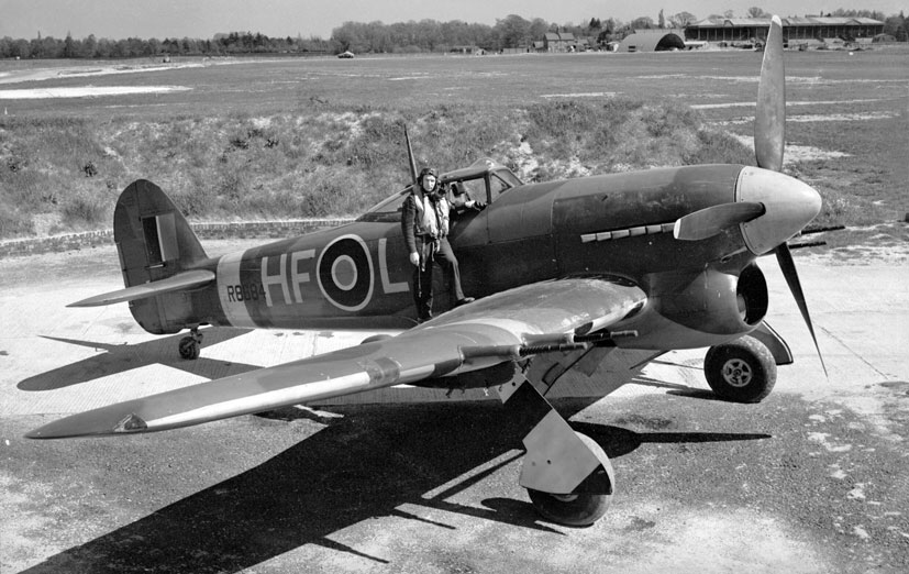 Airfix Hawker Typhoon hedgerow hugging hunter A02041A Sharky on the Airfix Workbench blog