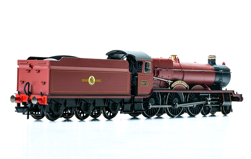 R3803TTS Hogwarts Castle