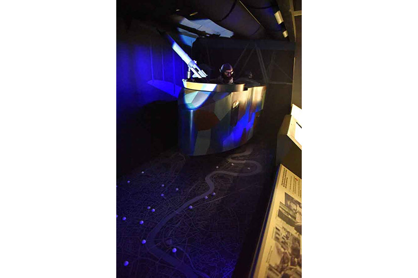 The museum has this impressive diorama of a Gotha night raid on London