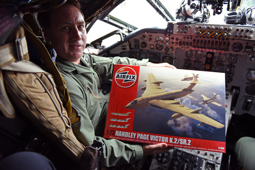 Handley Page Victor K.2 owner Andre Tempest and his team on the Airfix Workbench blog