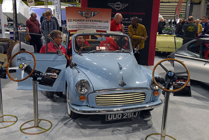 Corgi Vanguards 70th Anniversary of the Morris Minor in 2018