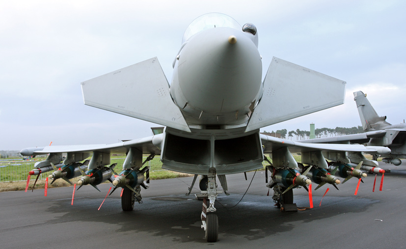 Classic British jet aviation heritage takes centre stage at Bruntingthorpe on the Airfix and Corgi Aerodrome blog