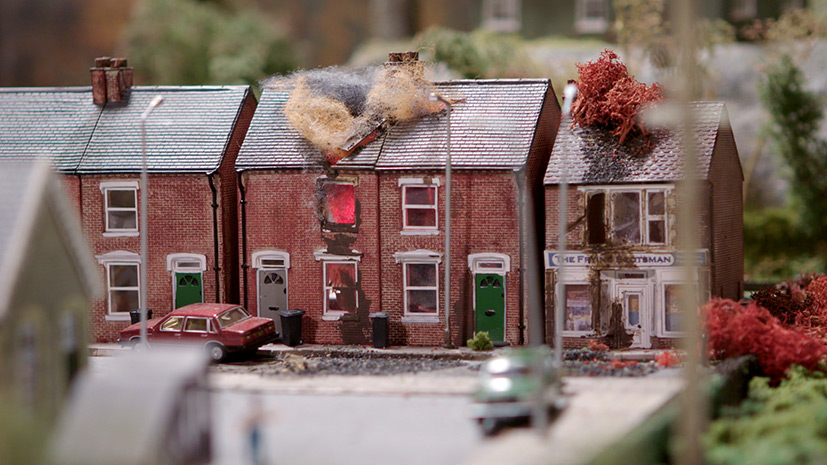 Hornby Engine Shed Signal Box Special