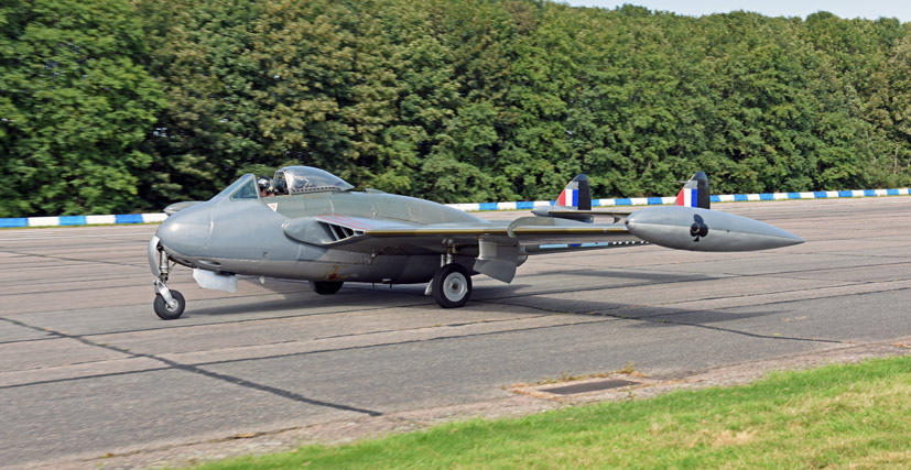 Classic British jet aviation heritage takes centre stage at Bruntingthorpe on the Airfix and Corgi Aerodrome blog