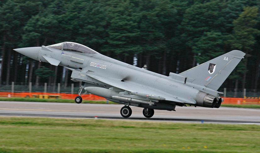 Classic British jet aviation heritage takes centre stage at Bruntingthorpe on the Airfix and Corgi Aerodrome blog