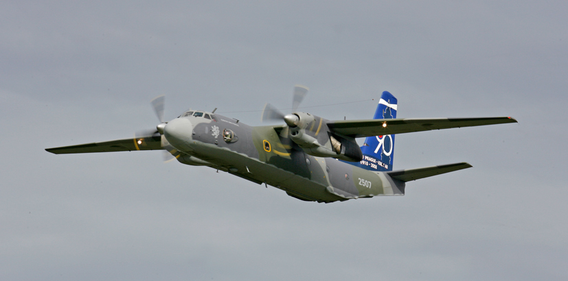 Classic British jet aviation heritage takes centre stage at Bruntingthorpe on the Airfix and Corgi Aerodrome blog