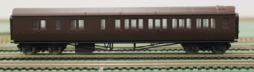 R4681-Collet-Coach-D95-Right-Hand-Corridor-SIDE-2