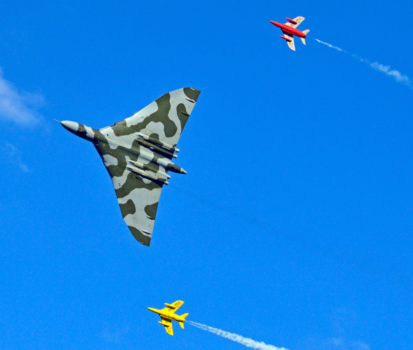 Airfix Avro Vulcan B2 XH558 readers pictures Special edition on the Airfix and Corgi Aerodrome blog