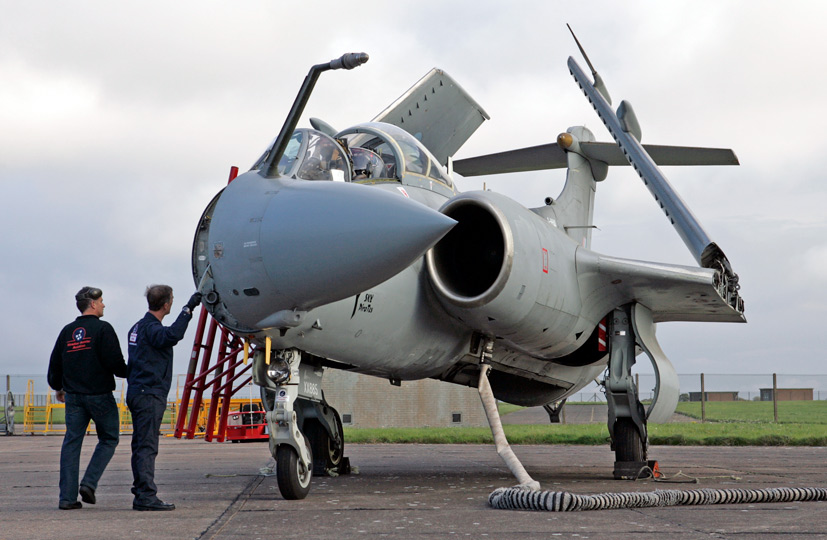 Exclusive Hawker Hunter Aviation open day 2005 review on Airfix and Corgi Aerodrome