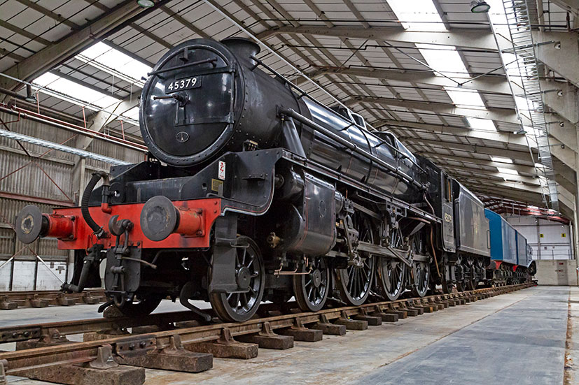 Engine Shed Locomotive Storage Black 5