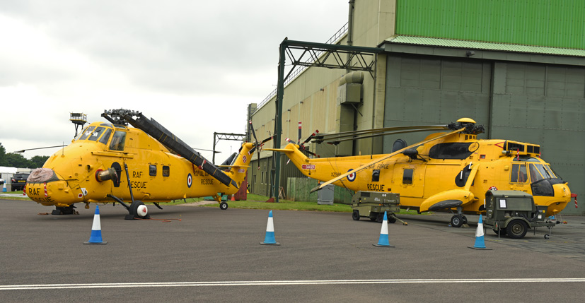 Shuttleworth Season Premier Airshow review de Havilland Tiger Moth K2585 on Airfix and Corgi Aerodrome