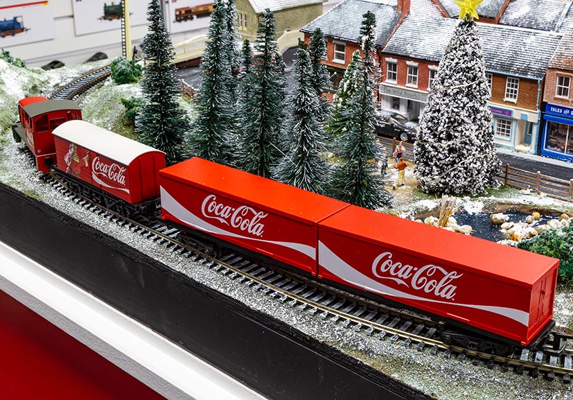 Hornby Engine Shed Coca Cola Train Set Decoration Sample