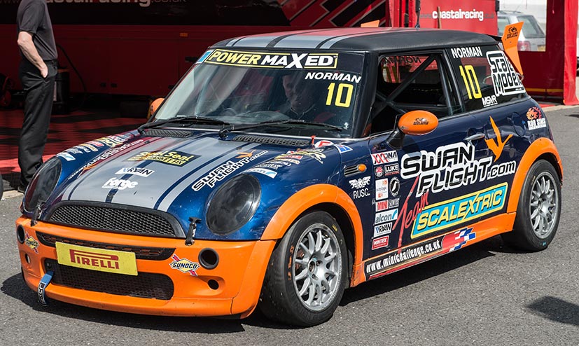 Team-Scalextric-Silverstone-Adrian-827px