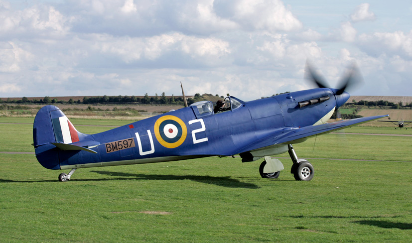 Merlins over Malta 15th Anniversary review Spitfire and Hurricane on the Airfix and Corgi Aerodrome blog