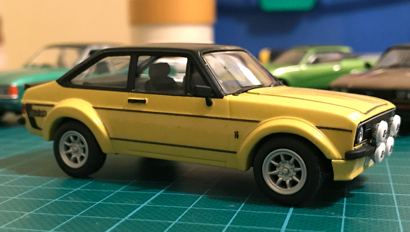 VA12612 Vanguards Ford Escort Mk2 RS Mexico hand decorated sample exclusive on Corgi Diecast Diaries Blog