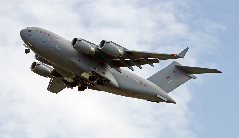 Awesome RAF C-17 Globemaster III on the Airfix and Corgi Aerodrome blog
