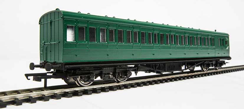 R4717Ex-LSWR-58-FT-Coach_D99_2