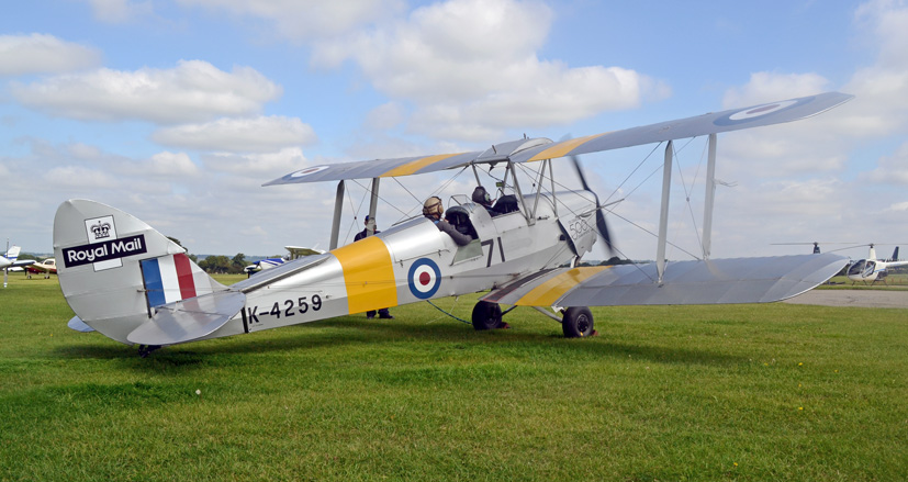 New Airfix Aero Legends Headcorn De Havilland Tiger Moth A04104 on the Airfix Workbench blog
