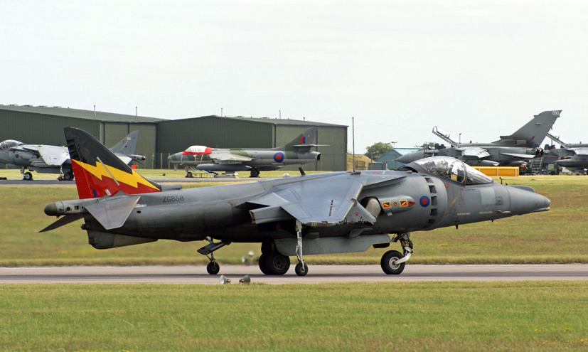 Exclusive Hawker Hunter Aviation open day 2005 Sukhoi Su22 review on Airfix and Corgi Aerodrome