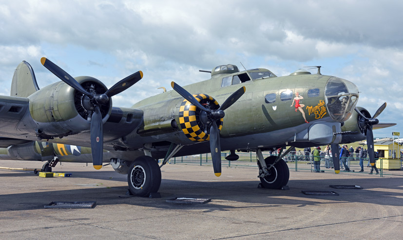 D-Day 75th Anniversary Daks over Duxford review on the Airfix and Corgi Aerodrome blog