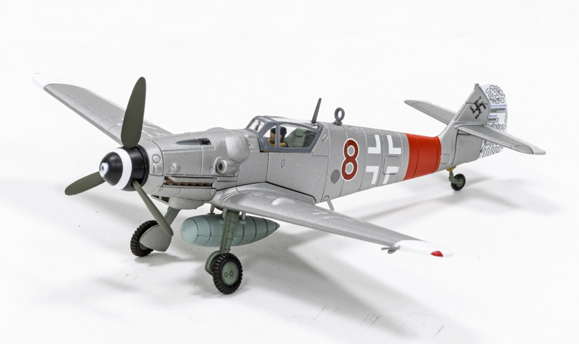 AA27107 Corgi Messerschmitt Bf 109G-6 &lsquo;Red 8&rsquo; Kurt Gabler Mosquito Hunter