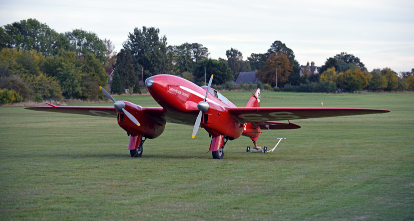 de Havilland DH88 Comet racer Grosvenor House MacRobertson Air Race on Airfix and Corgi Aerodrome