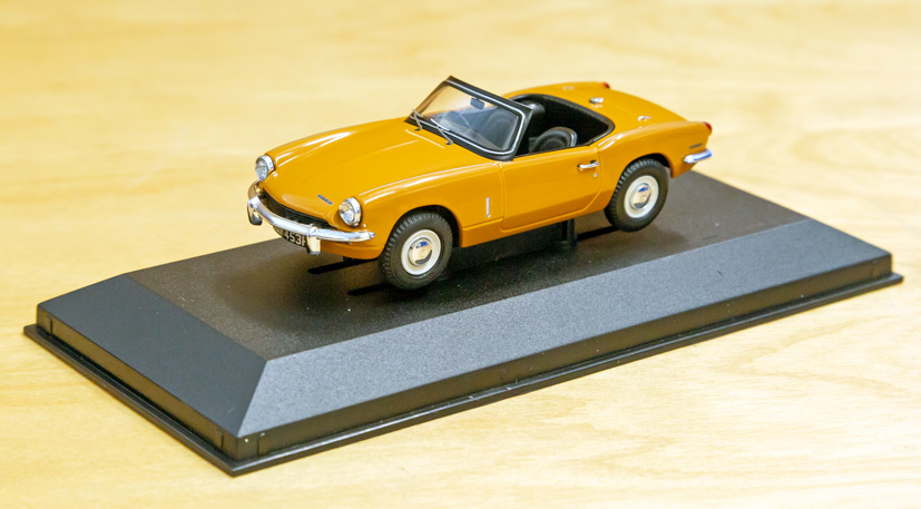 Exclusive Corgi Vanguards VA08913 Morris 1800 Rally car on the die-cast diaries blog