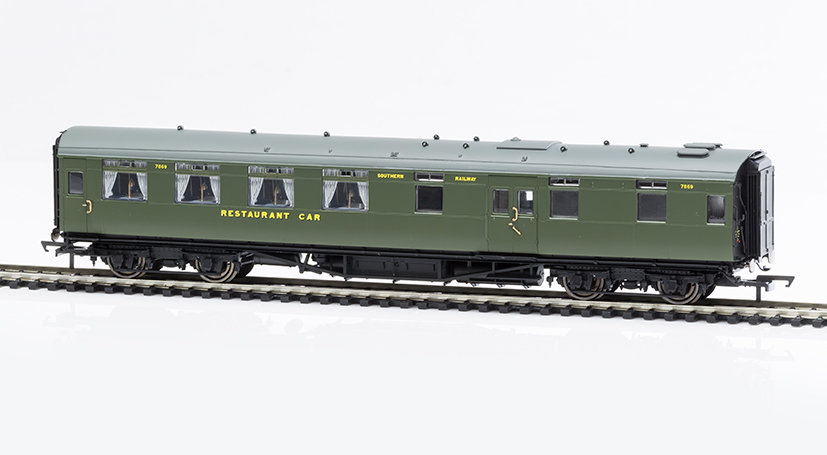 Hornby SR Maunsell 59' Kitchen/Dining First Deco Sample