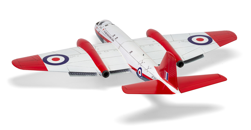 New Airfix English Electric Canberra 70th Anniversary release