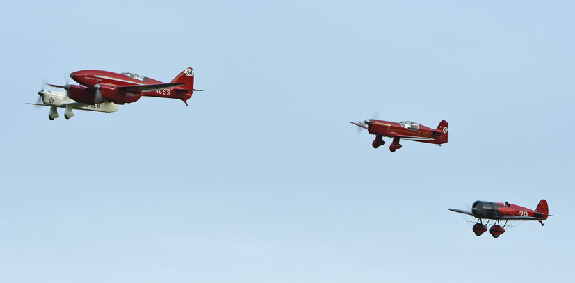de Havilland DH88 Comet racer Grosvenor House MacRobertson Air Race on Airfix and Corgi Aerodrome