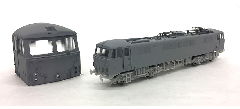 Hornby Class 87