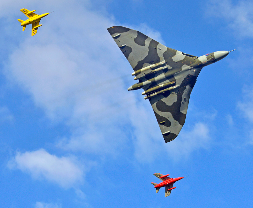 Airfix Avro Vulcan B2 XH558 readers pictures Special edition on the Airfix and Corgi Aerodrome blog