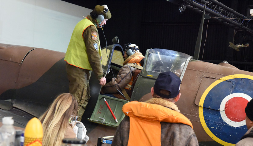 Spitfire Display Team Spitfire Mk.IX 'Lucy' on Airfix and Corgi Aerodrome