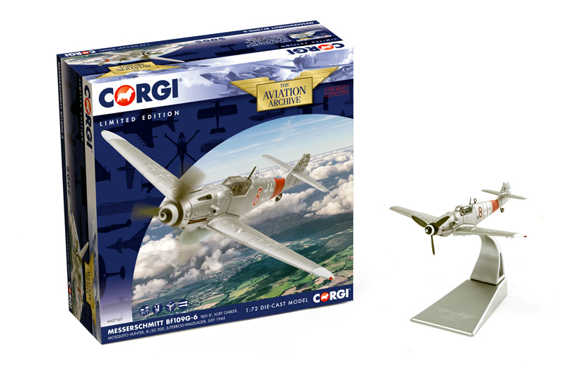 AA27107 Corgi Messerschmitt Bf 109G-6 &lsquo;Red 8&rsquo; Kurt Gabler Mosquito Hunter